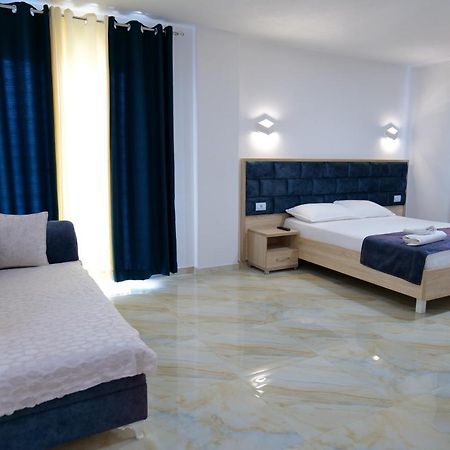 Hotel Solis Ksamil Esterno foto