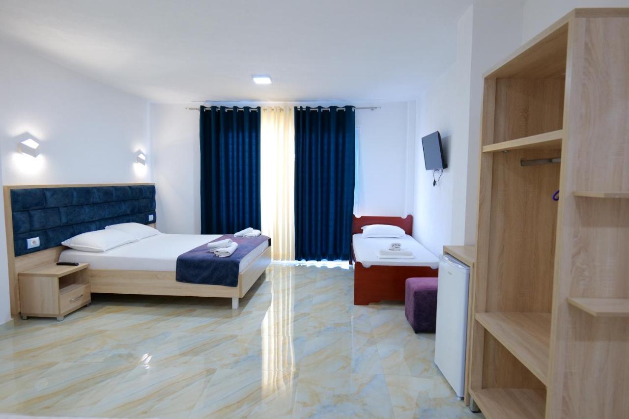 Hotel Solis Ksamil Esterno foto