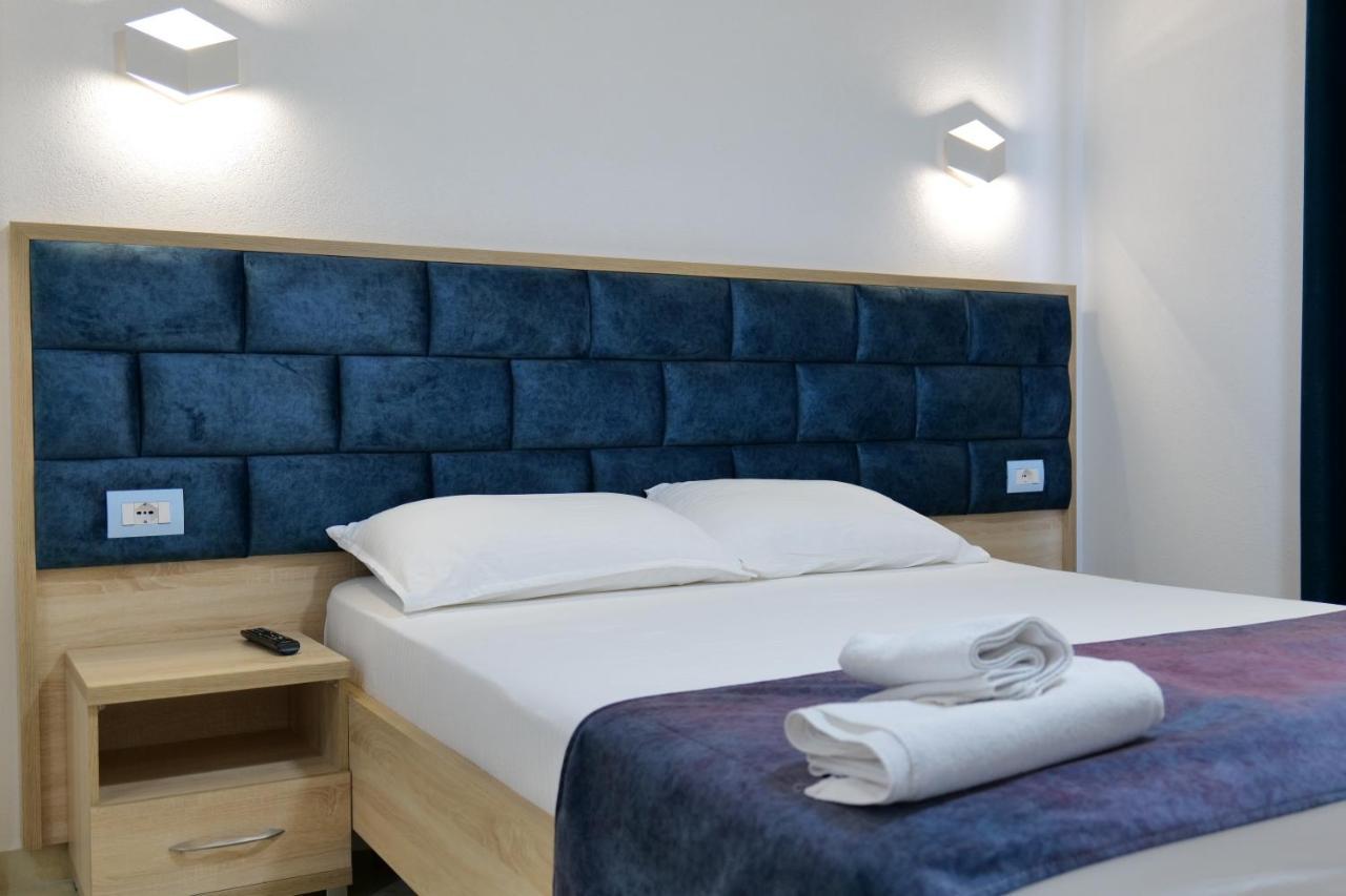 Hotel Solis Ksamil Esterno foto