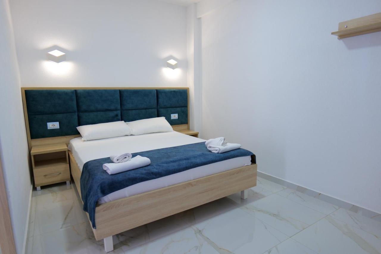 Hotel Solis Ksamil Esterno foto