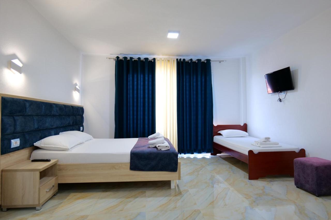 Hotel Solis Ksamil Esterno foto