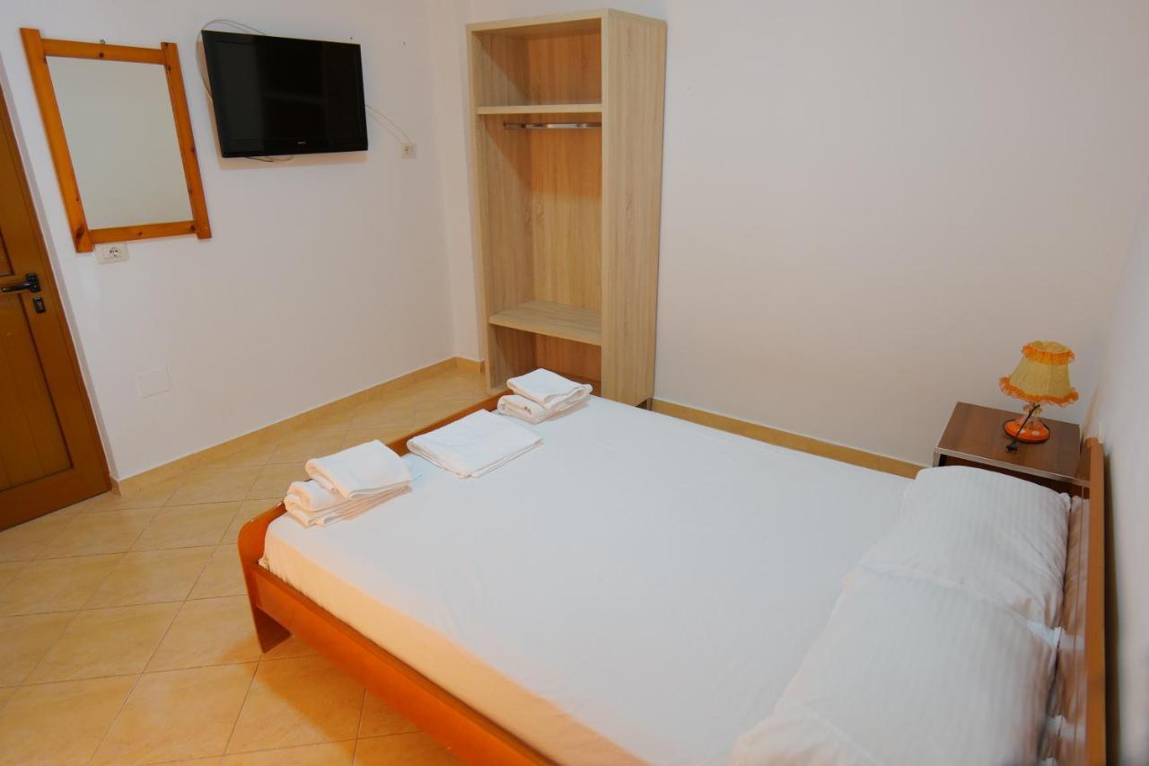 Hotel Solis Ksamil Esterno foto