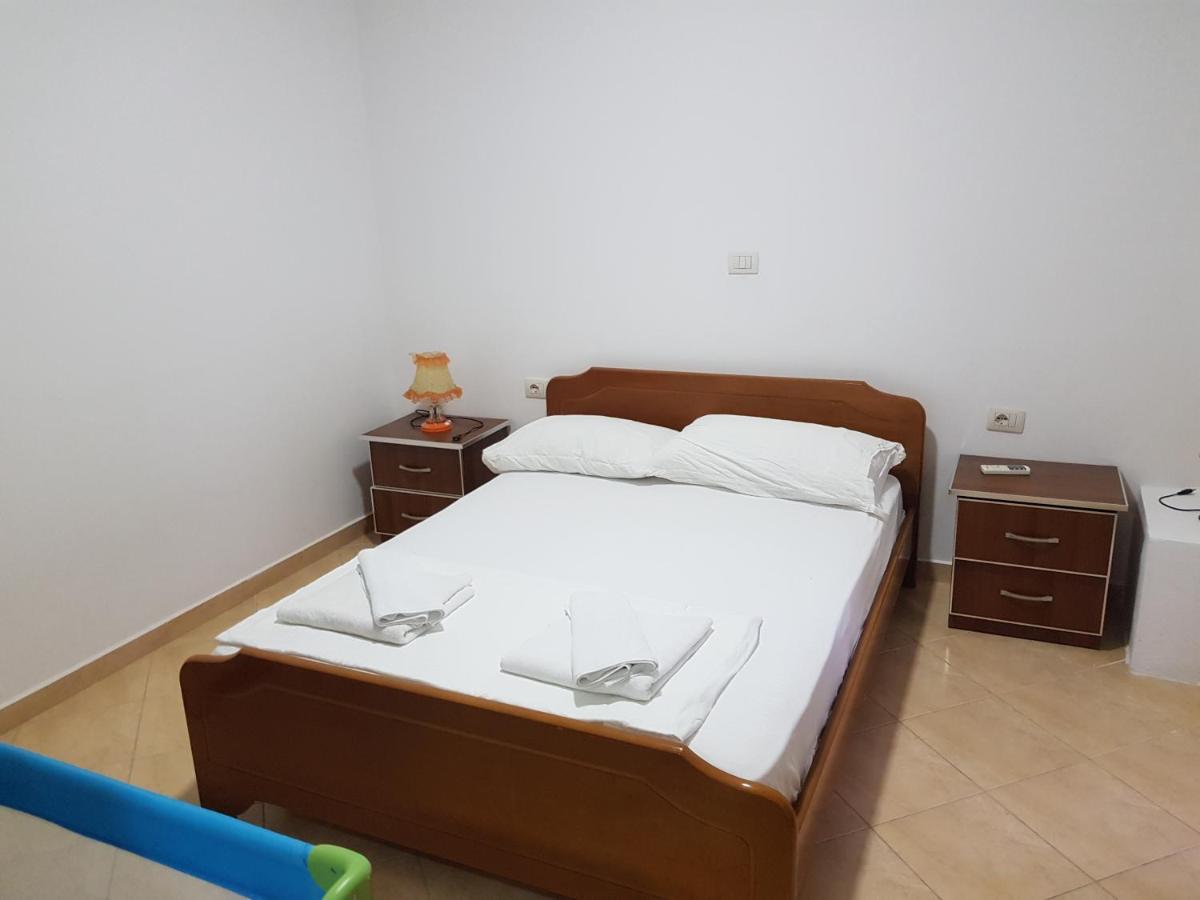 Hotel Solis Ksamil Esterno foto