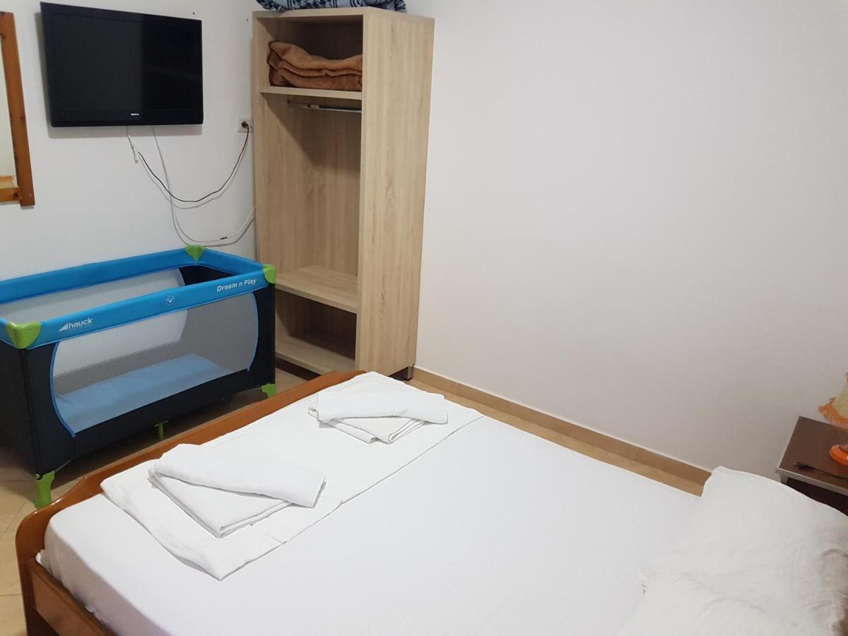 Hotel Solis Ksamil Esterno foto